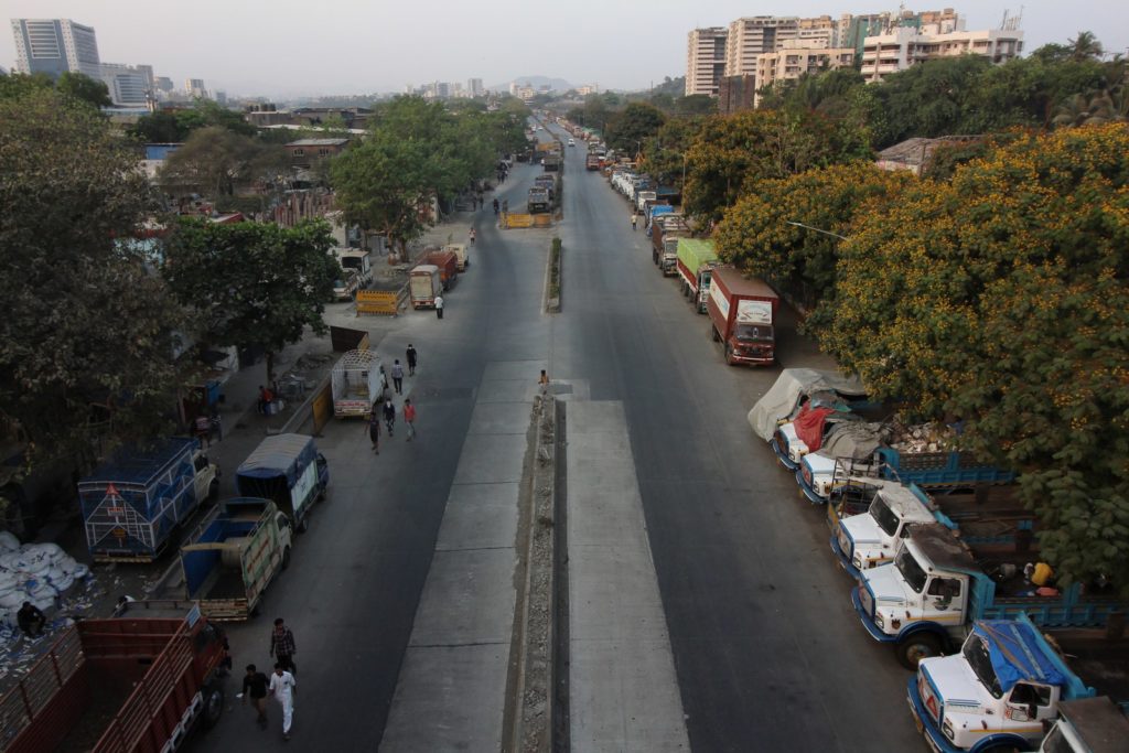 A nearly empty road in Mumbai, as India continues its nationwide lockdown to control the spread of the COVID-19 pandemic.Photo: Himanshu Bhatt/NurPhoto via Getty Images