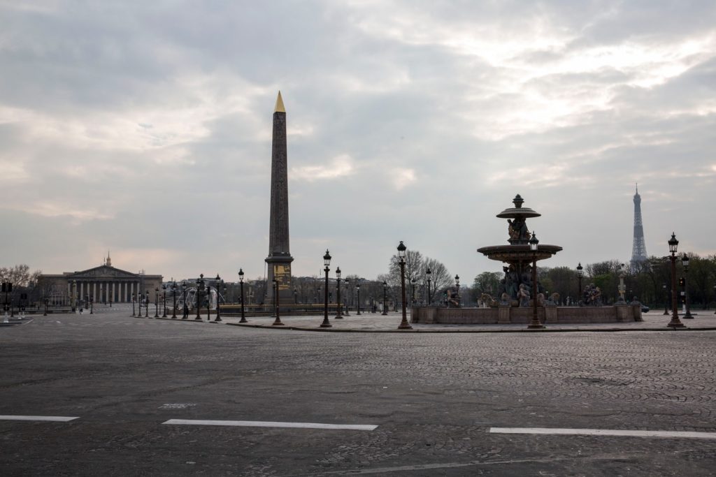 Paris’s La Concorde square empty at rush hour.Photo: ©Patrick Zachmann / Magnum Photos